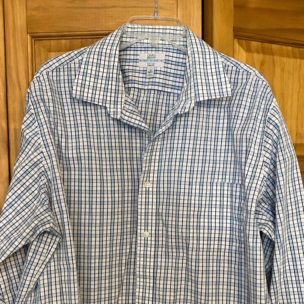 Croft and Barrow Men's White and Blue Plaid Shirt
